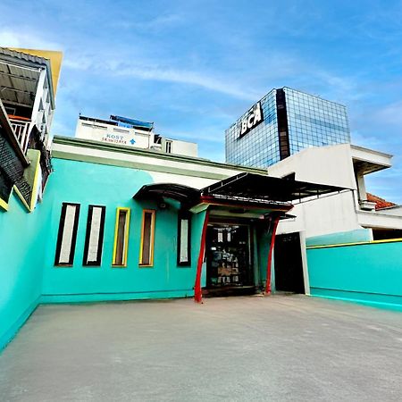 Hotel O Tegalsari Near Tunjungan Plaza Surabaya Exterior photo